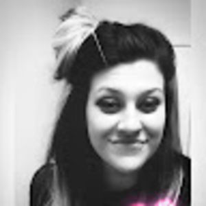 Meet your Posher, Francesca